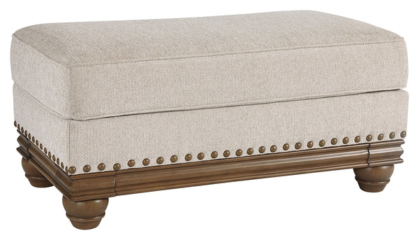 Harleson Signature Design by Ashley Ottoman