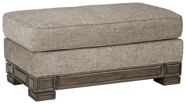 Einsgrove Signature Design by Ashley Ottoman