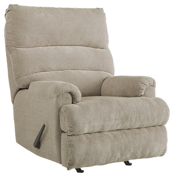 Man Fort Signature Design by Ashley Recliner