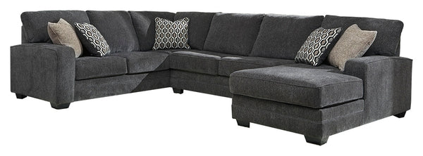 Tracling Benchcraft 3-Piece Sectional with Chaise