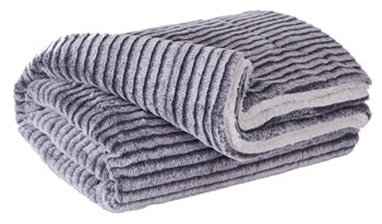 Metea Signature Design by Ashley Throw Set of 3