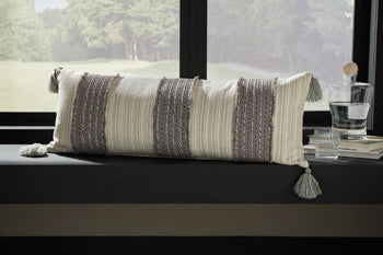 Linwood Signature Design by Ashley Pillow