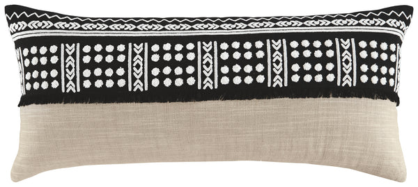 Mateja Signature Design by Ashley Pillow Set of 4