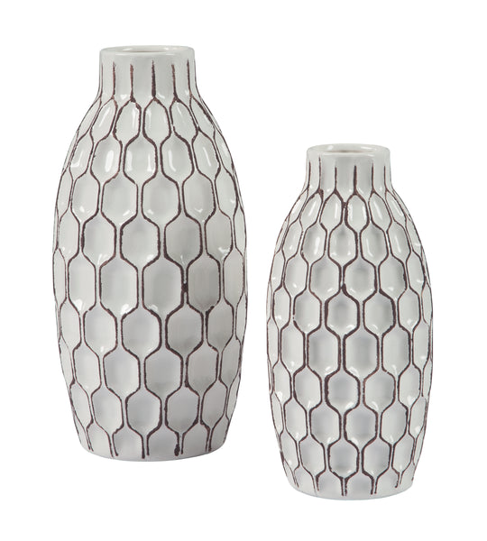 Dionna Signature Design by Ashley Vase Set of 2