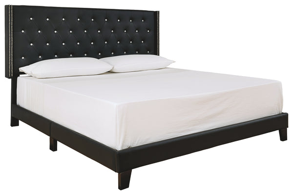 Signature Design by Ashley Vintasso Upholstered Bed