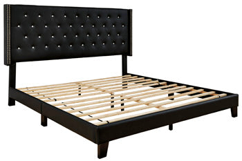 Signature Design by Ashley Vintasso Upholstered Bed