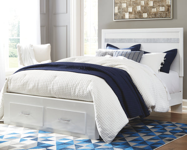 Signature Design by Ashley Jallory Queen Panel Bed with 2 Storage Drawers