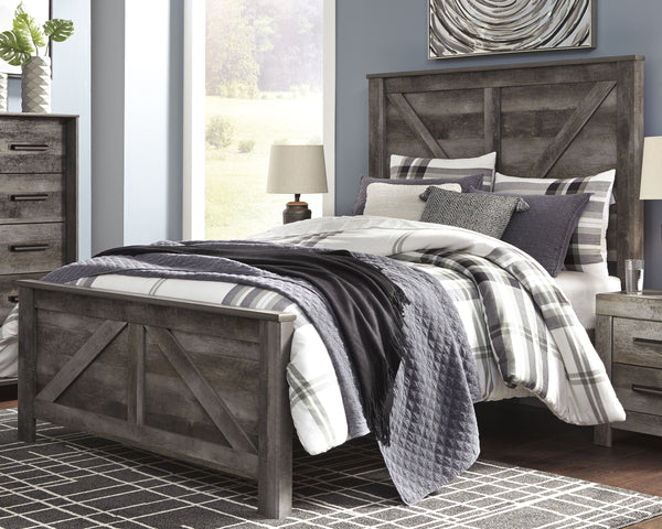 Signature Design by Ashley Wynnlow Queen Crossbuck Panel Bed