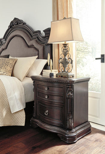 Wellsbrook Signature Design by Ashley Nightstand