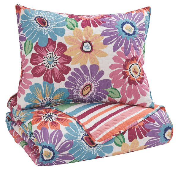 Alexei Signature Design by Ashley Quilt Set Twin
