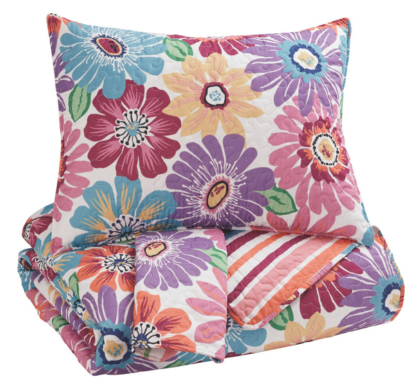 Alexei Signature Design by Ashley Quilt Set Full